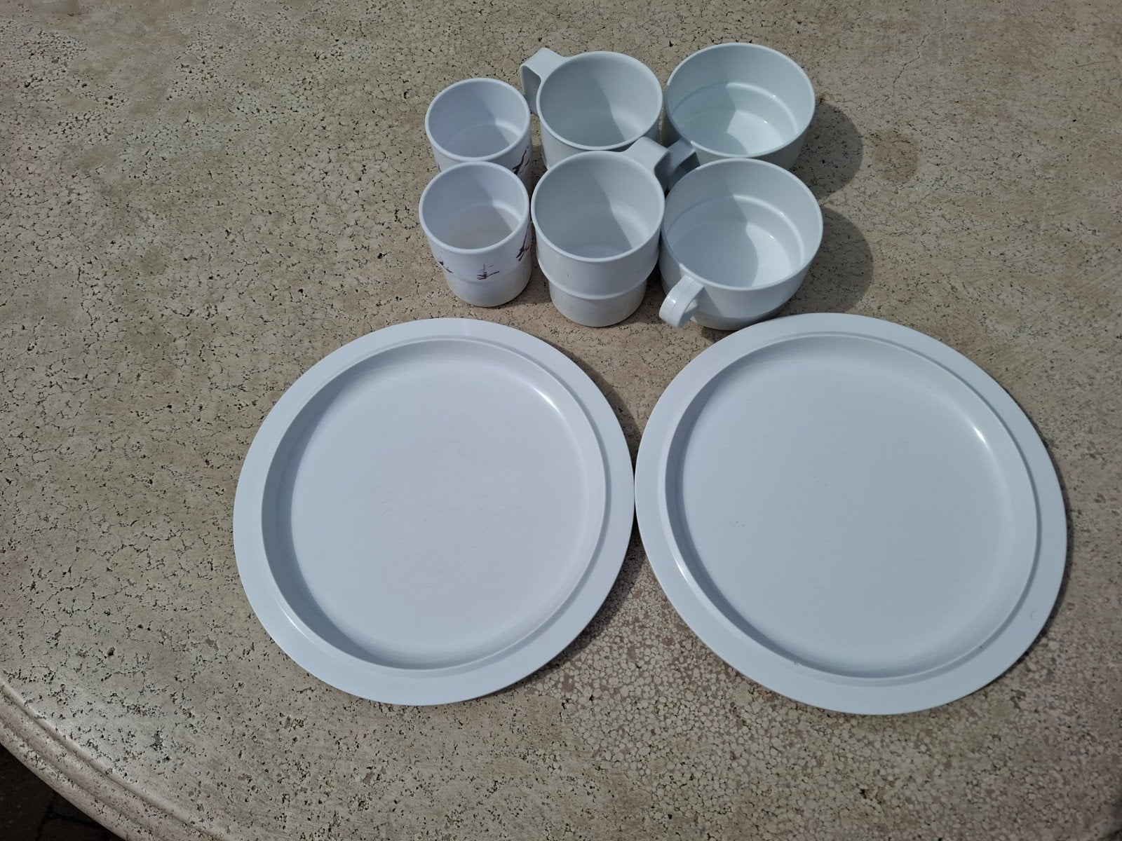 Mepal Servies: Borden, Mokken, Kommen, Bekers, Huis en Inrichting, Keuken | Servies, Kunststof, Mepal, Ophalen of Verzenden, Bord(en)
