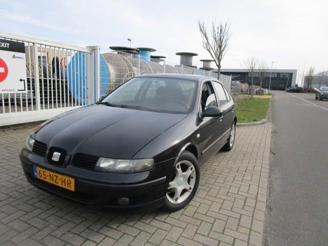 Seat Leon 1.6-16V Sport, Auto's, Voorwielaandrijving, Gebruikt, 4 cilinders, Leon