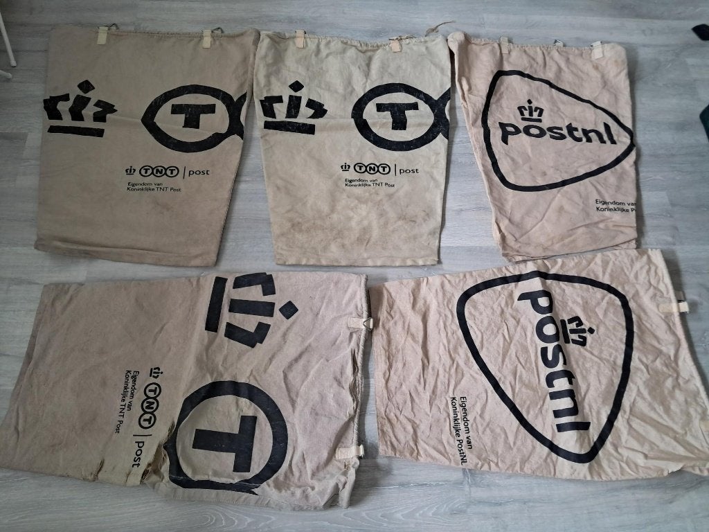 Gave Postzakken (6 stuks) TNT & PostNL – decoratie of hobby, Verzamelen, Ophalen of Verzenden, Overige typen