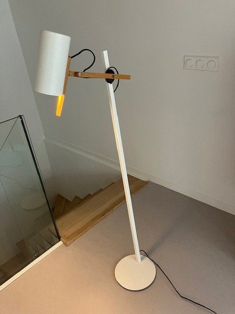 Marset scantling vloerlamp P73 wit, Ophalen, Gebruikt, 100 tot 150 cm, E27 (groot)