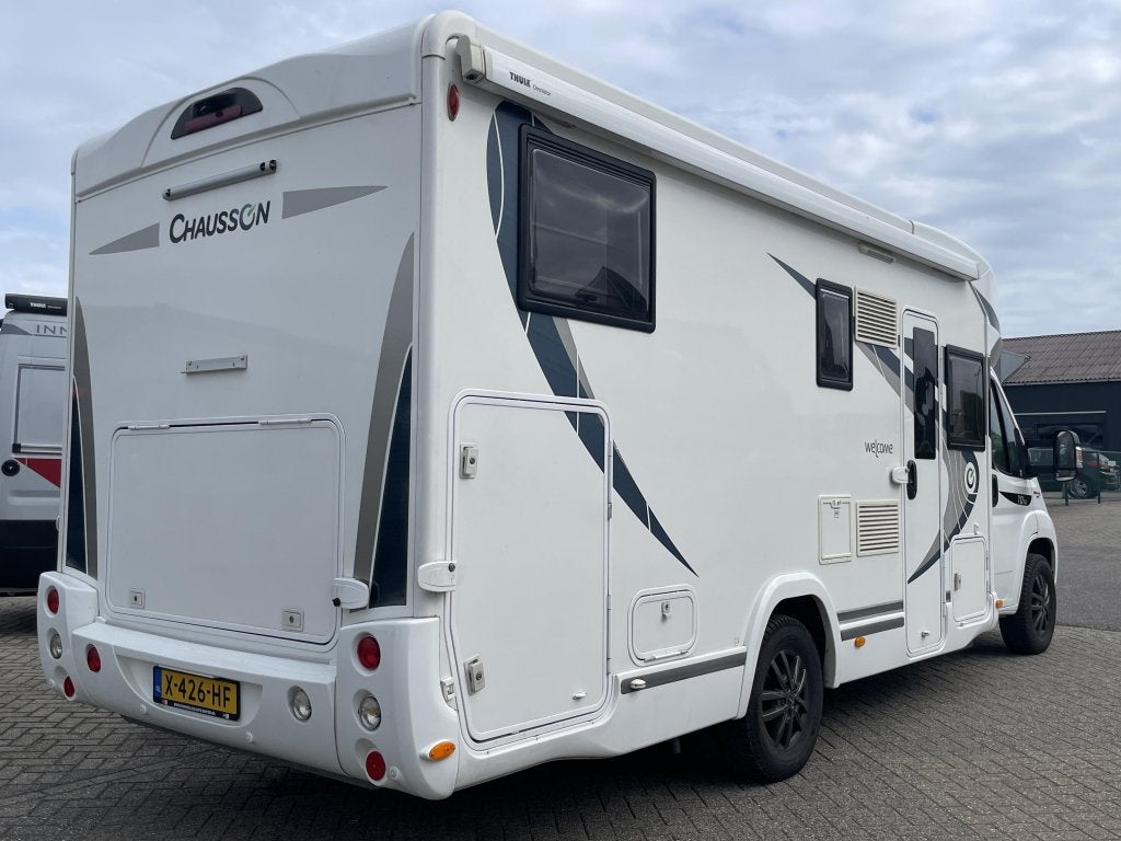 Chausson Welcome 727 GA MAXXFAN/CAMERA/SCHOTEL/TV/LUCHTVERIN, Ringverwarming, Fiat, 7 tot 8 meter, Koelkast