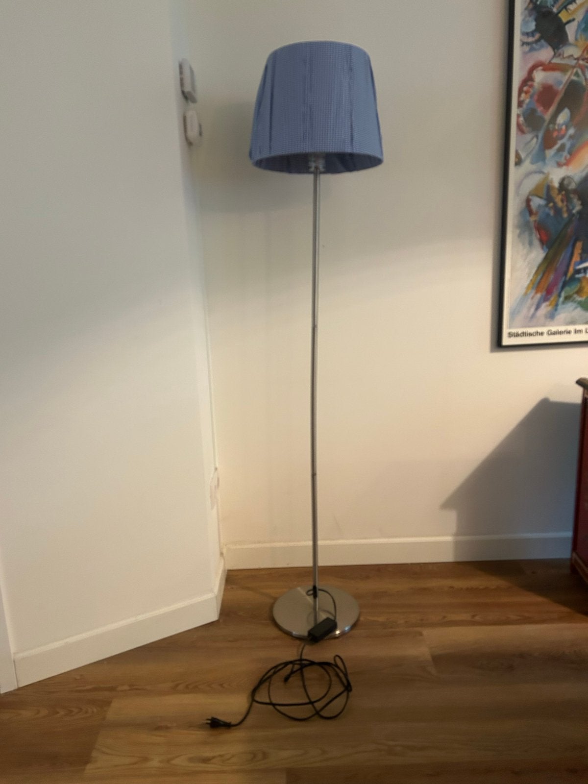 IKEA Staande Lamp met Zelfgemaakte Lampenkap, Ophalen, Gebruikt, E27 (groot), Metaal