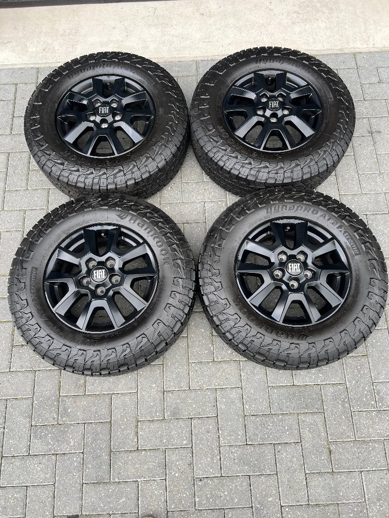 4x Fiat Ducato velgen 5x118 Hankook Dynapro AT2 Xtreme