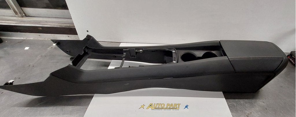 Chevrolet Camaro middenconsole 2010-2015, Gebruikt, Info@gm.com, Chevrolet, Ophalen of Verzenden