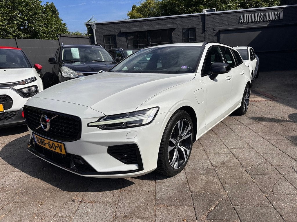 Volvo V60 2.0 T6 Recharge|AUT|AWD|R-Design|350pk|Panoramadak, Auto's, Volvo, Automaat, Gebruikt, Zwart, 4 cilinders