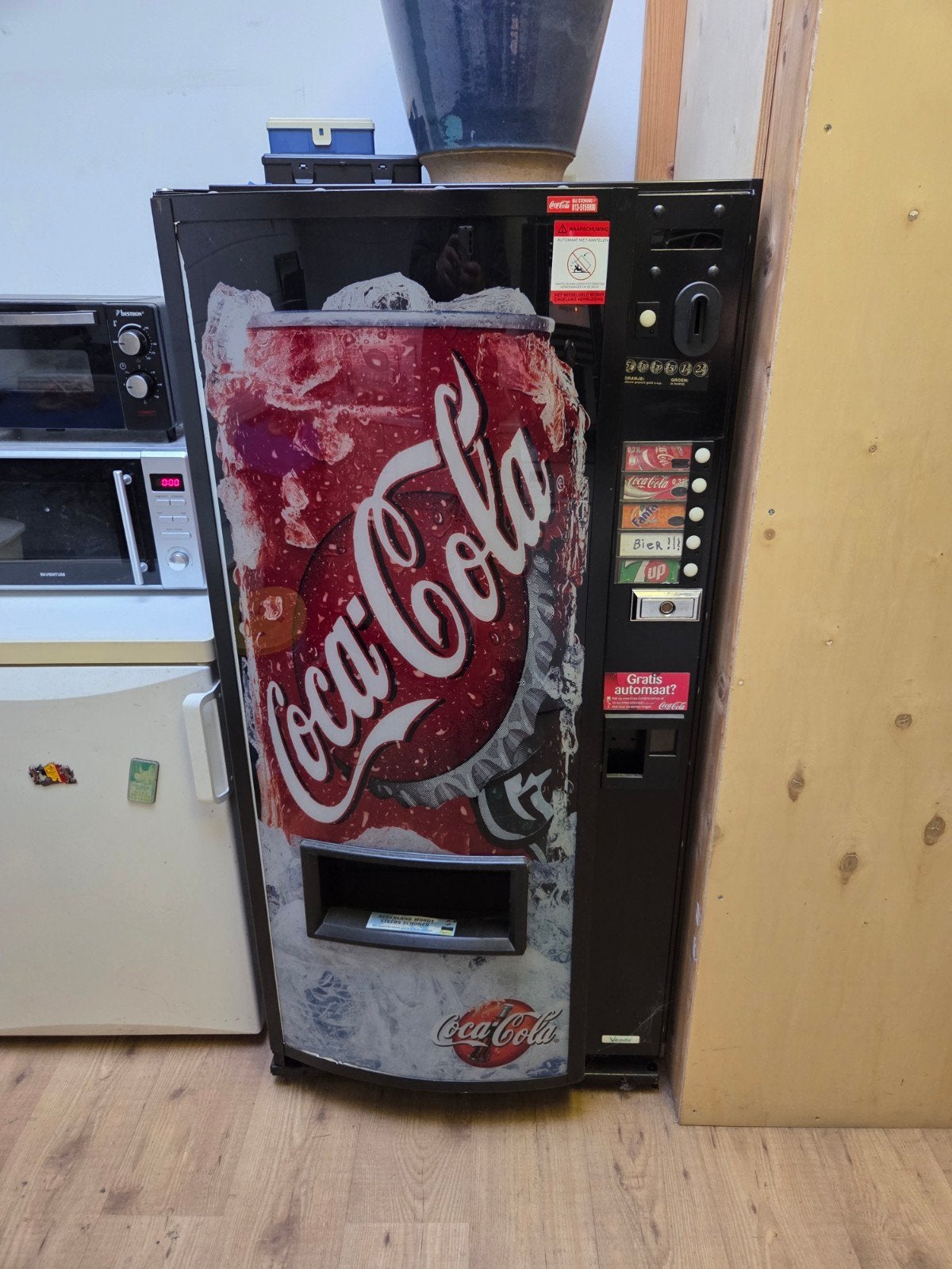 Coca-Cola Vendo koelmachine, Witgoed en Apparatuur, Ophalen, 75 tot 100 liter, 60 cm of meer, 140 tot 160 cm