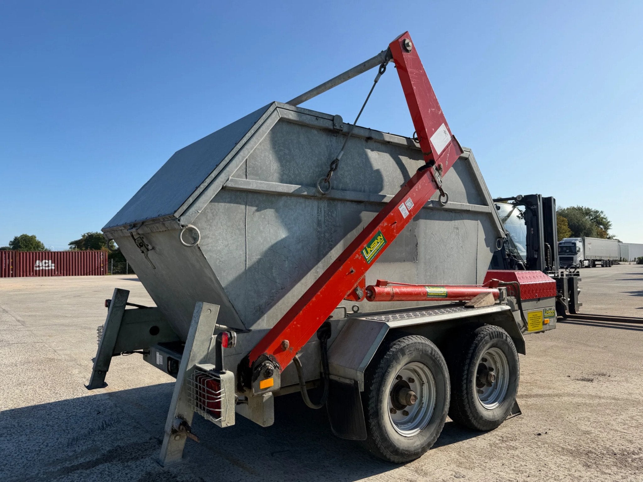 Unsinn Container aanhanger Max 4500kg (bj 2003)
