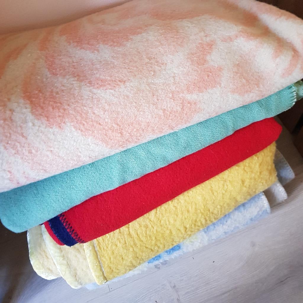 Vintage Wollen dekens  5x, Huis en Inrichting, Woonaccessoires | Plaids en Woondekens, Ophalen of Verzenden, Gebruikt