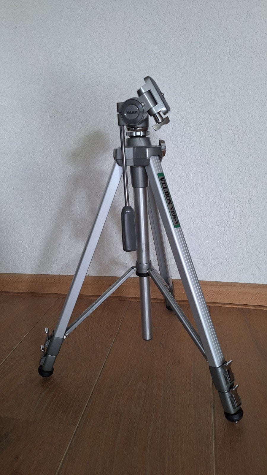Velbon VEB-3 camera statief - vintage en in goede staat, Ophalen, Gebruikt, Minder dan 150 cm, Driepoot