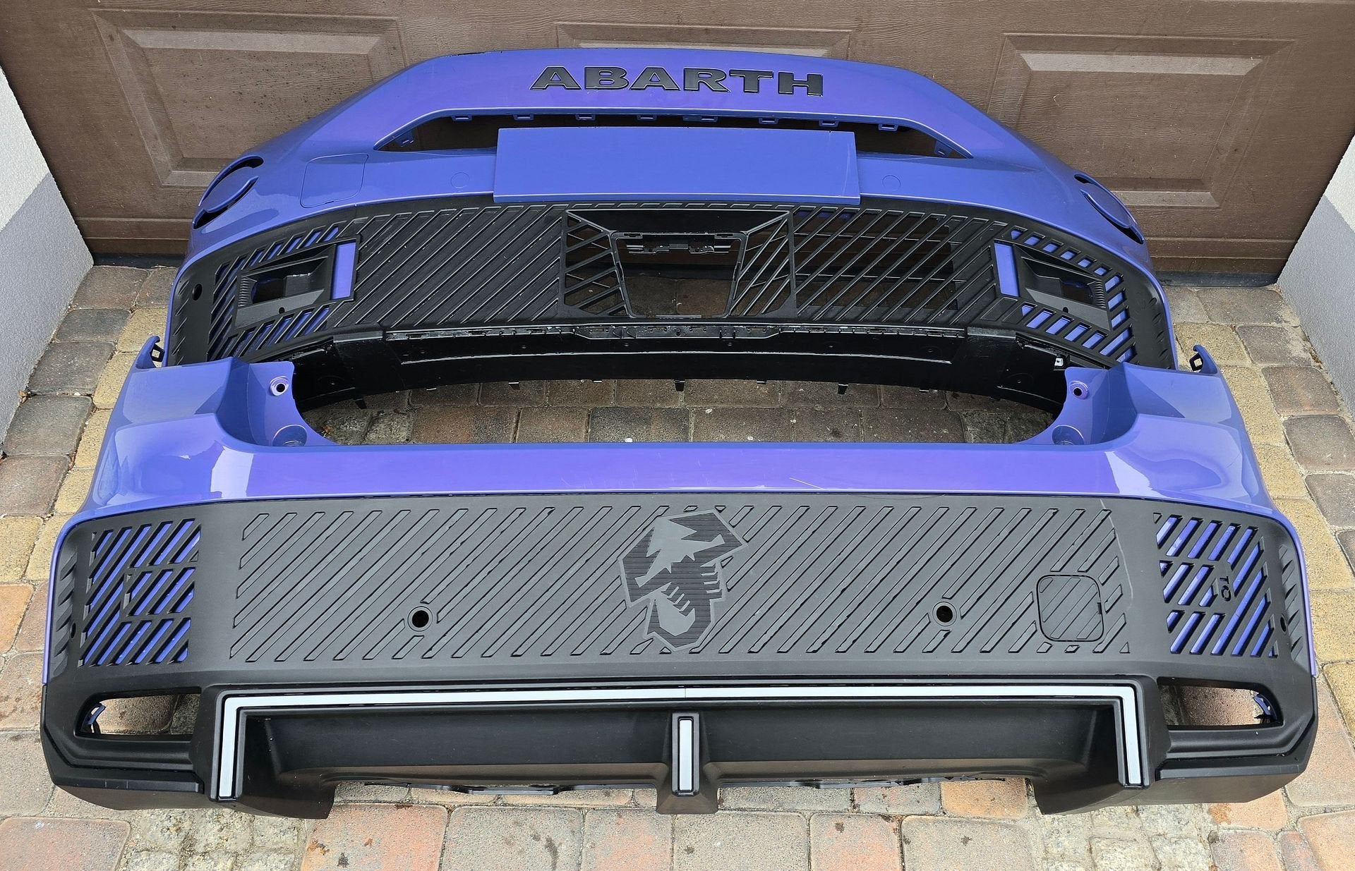 Voorbumper Achterbumper FIAT 600 600E ABARTH SPORT 24-, Gebruikt, -, Ophalen of Verzenden, Bumper