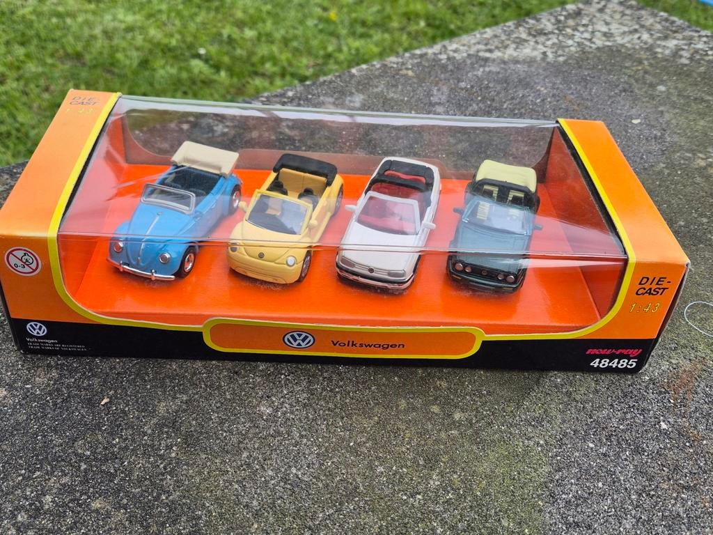 Set van 4 Volkswagen miniatuur auto's 1:43 - Nieuw in doos, Ophalen of Verzenden