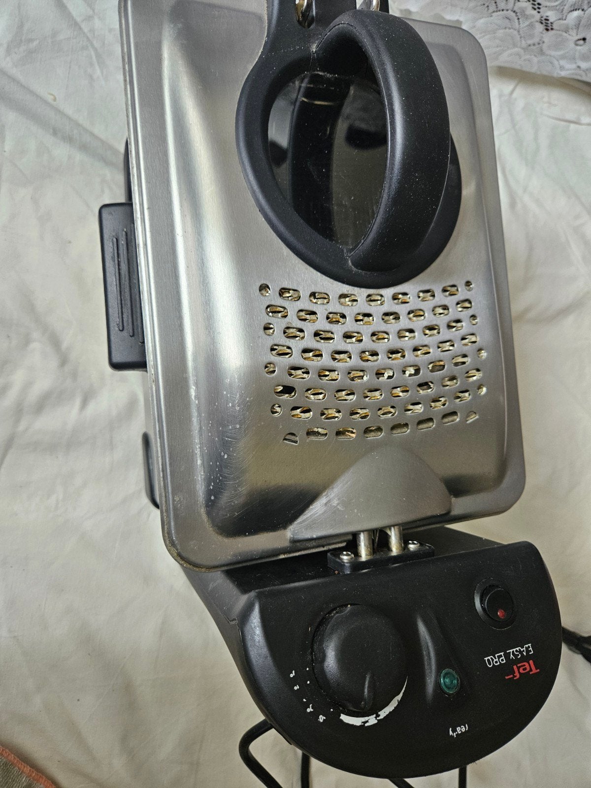 Tefal Easy Pro Friteuse - Compact en Gebruiksvriendelijk, 2 tot 3 liter, Ophalen, Gebruikt, Uitneembare binnenpan