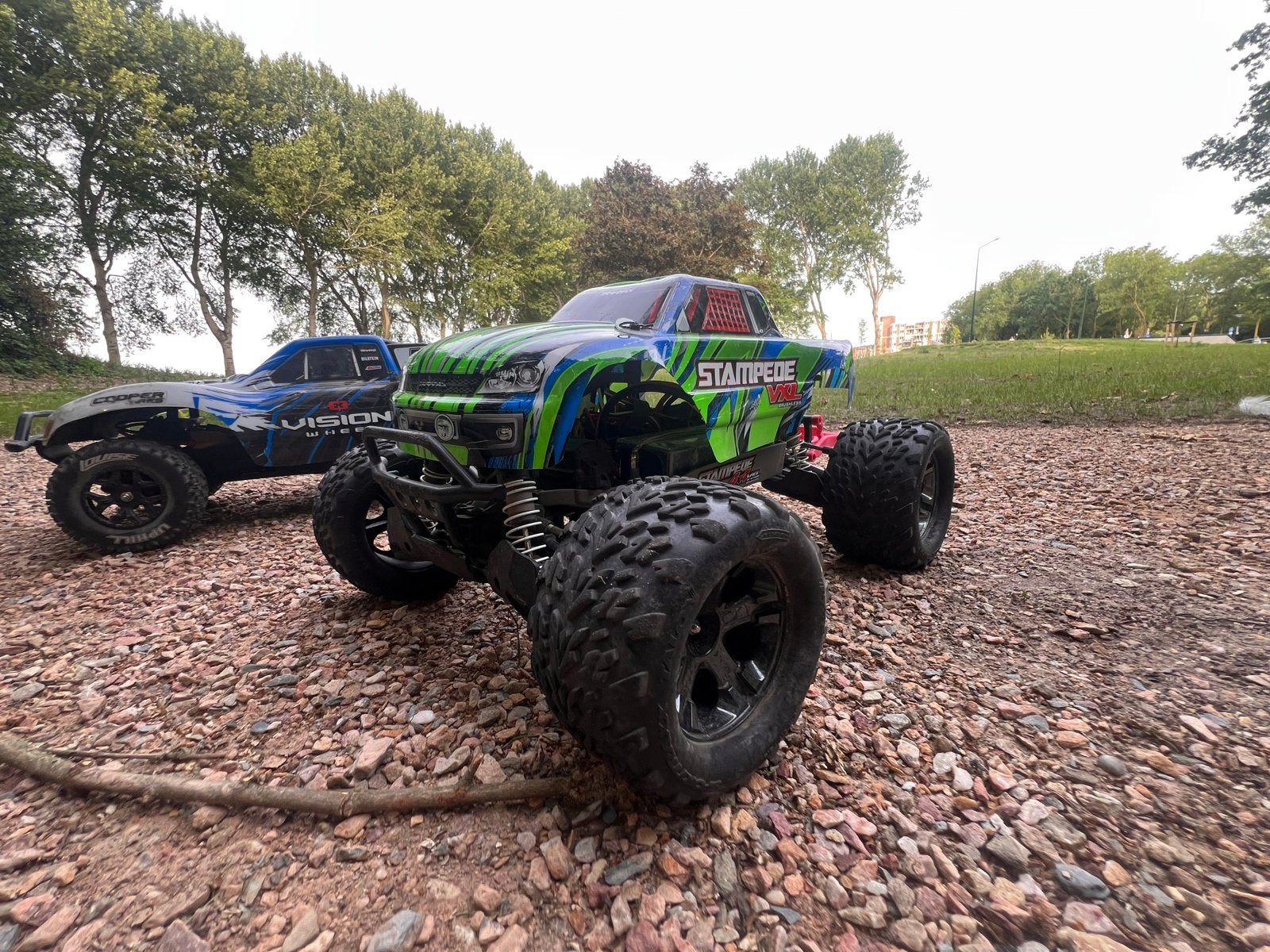 Traxxas Stampede 4x4 Brushless met Hobbywing Combo, Auto offroad, Zo goed als nieuw, Schaal 1:10, RTR (Ready to Run)