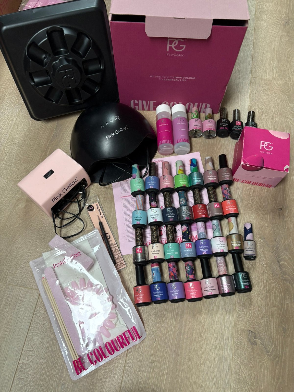 Zeer grote pink gellac startset set, 30+ lakjes + 2 lampen, Ophalen of Verzenden, Zo goed als nieuw, Overige kleuren, Handen en Nagels