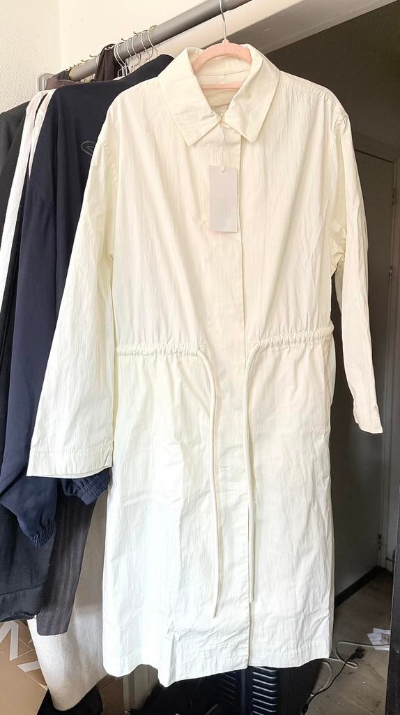 Oversized trenchcoat gebroken wit Zara nieuw met label, Ophalen of Verzenden, Nieuw, Maat 42/44 (L), Wit