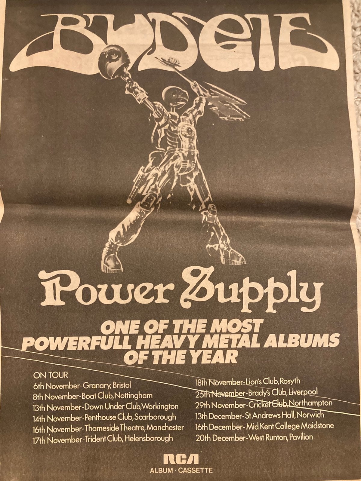 Paginagrote A3 advertentie BUDGIE Power Supply tour, Cd's en Dvd's, Ophalen of Verzenden, Zo goed als nieuw