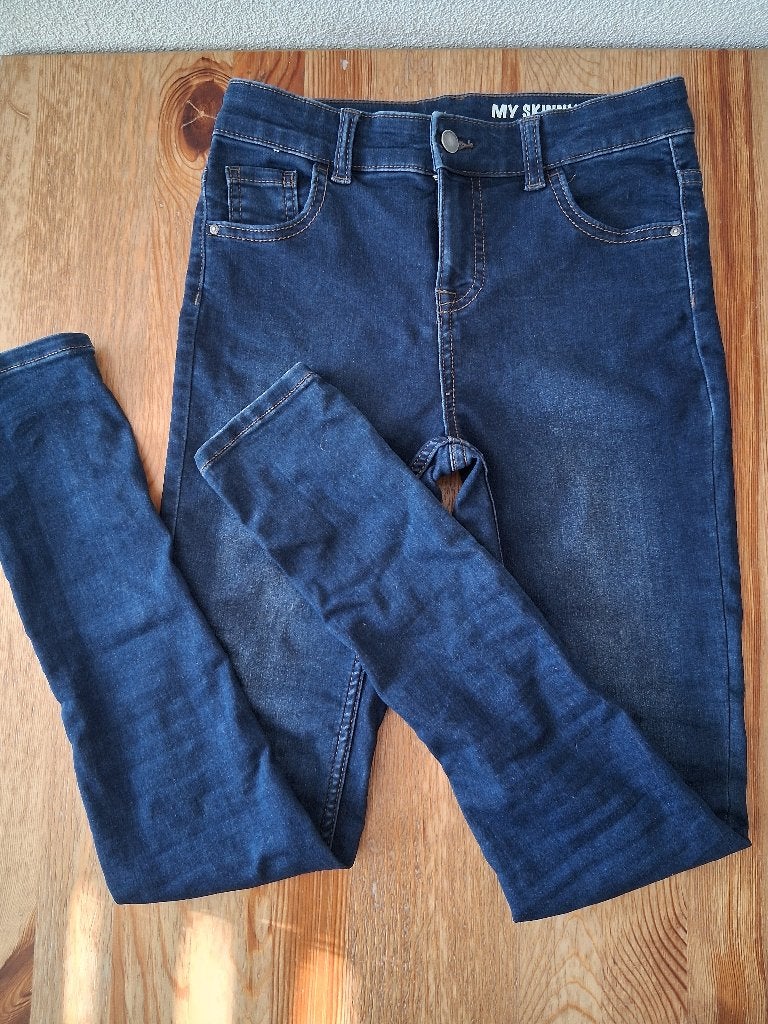 Donkerblauwe spijkerbroek Hema maat 158, Kinderen en Baby's, Kinderkleding | Maat 158, Ophalen of Verzenden, Zo goed als nieuw