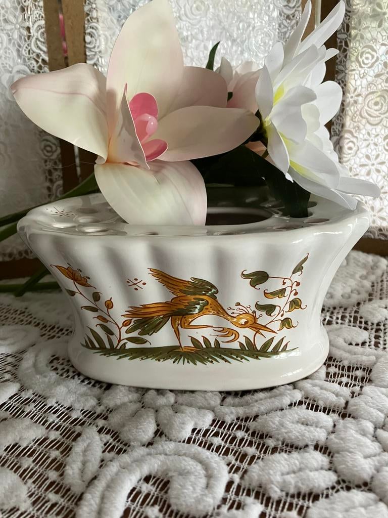 Vintage Bloemschikker / vass van Moustiers Frankrijk, Antiek en Kunst, Curiosa en Brocante, Ophalen of Verzenden