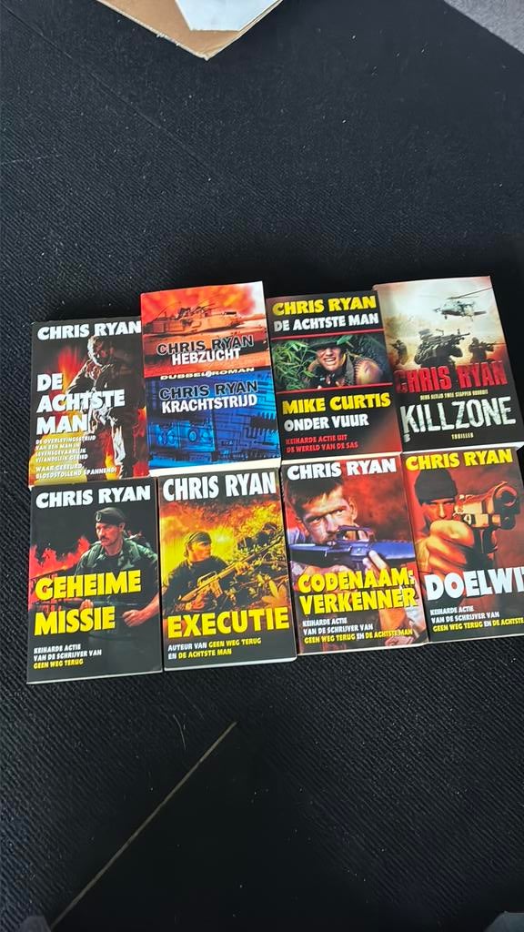 Chris Ryan per stuk3 of 8voor 15,00, Boeken, Ophalen of Verzenden, Gelezen, Nederland