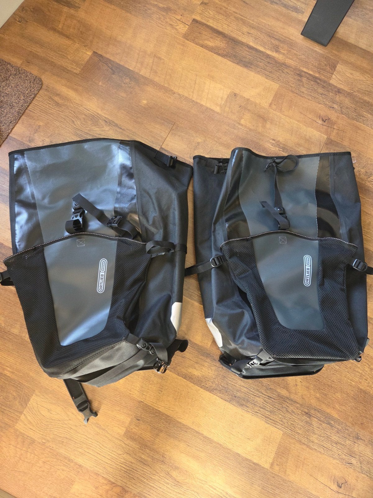 Ortlieb Back-Roller XL QL2.1 Asphalt/Black  (2x35 liter), Fietsen en Brommers, Fietsaccessoires | Fietstassen, Ophalen, Gebruikt