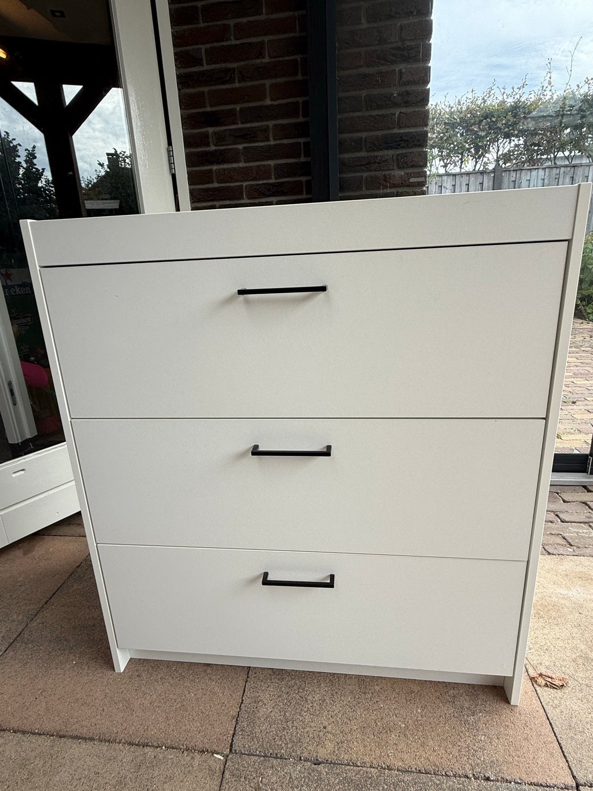 Witte commode met 3 lades en opstaande rand, Ophalen, Gebruikt, 50 tot 70 cm, 75 tot 100 cm