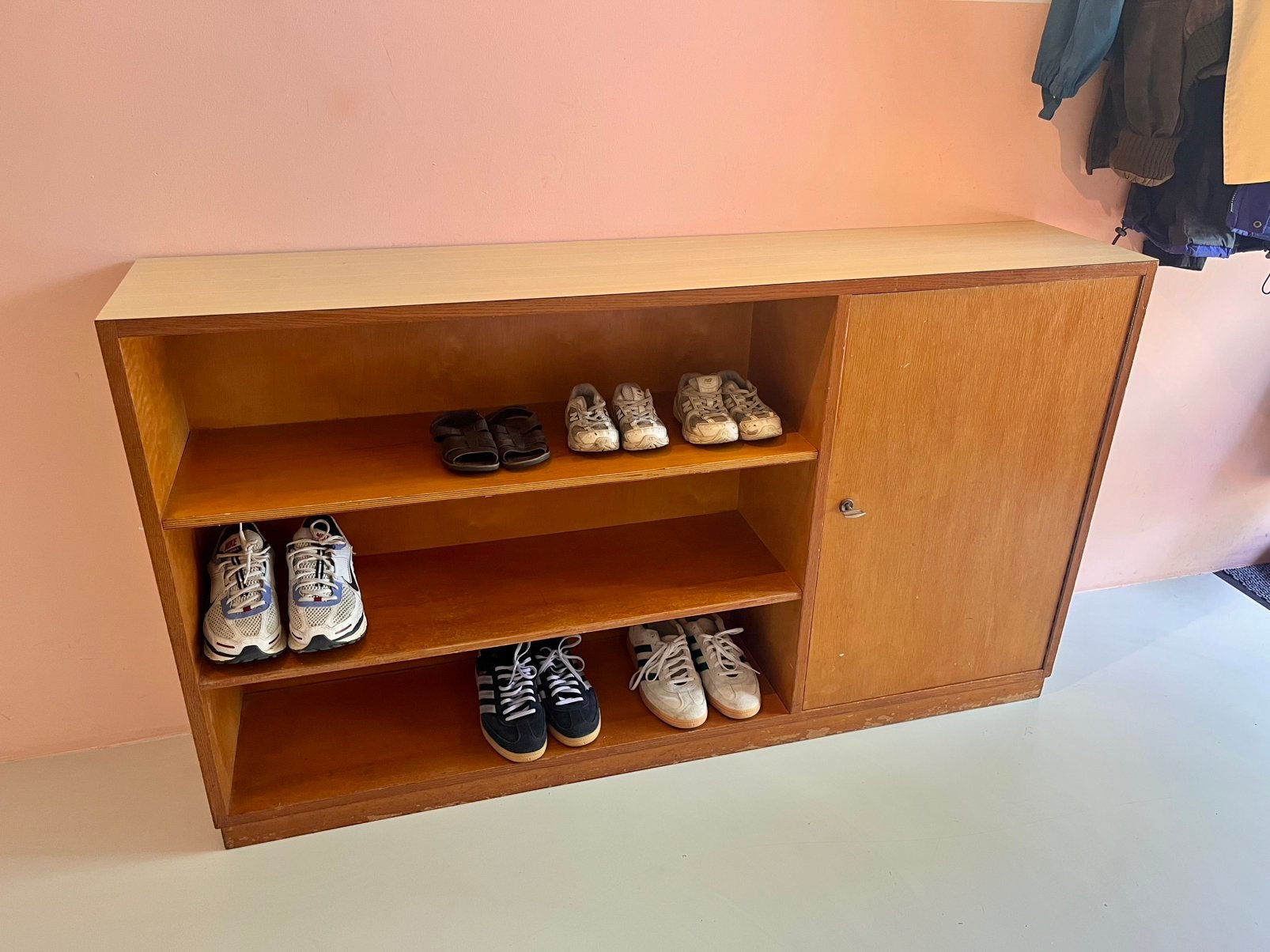Superleuk vintage schoenenkast voor in de hal, Huis en Inrichting, Kasten | Schoenenkasten, Ophalen, Zo goed als nieuw