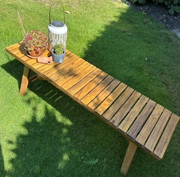 Decoratieve tuintafel of plantentafel 110x30x43 cm, Ophalen, Zo goed als nieuw