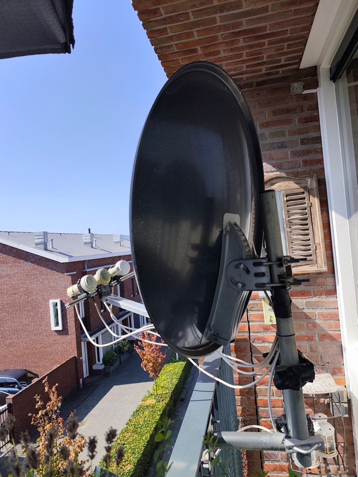 Schotelantenne met LNB's voor satellietontvangst, Audio, Tv en Foto, Schotelantennes, Ophalen, Gebruikt, (Schotel)antenne, Overige merken
