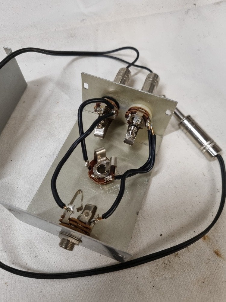 splitter / verdeler voor elektronica, Ophalen of Verzenden, 'T Olde Gre-j, Info@toldegrej.nl, Endepoelstraat 20f Didam