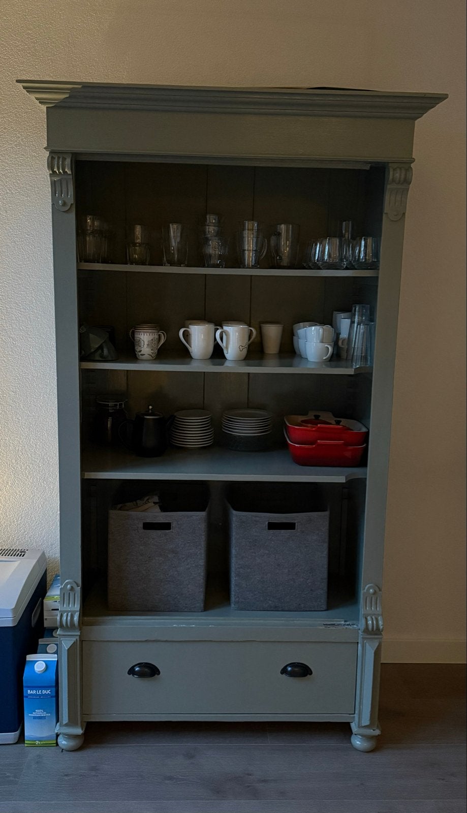 Antieke boekenkast met lade - Grijsgroen, Ophalen, Gebruikt, 50 tot 100 cm, Met lade(s)