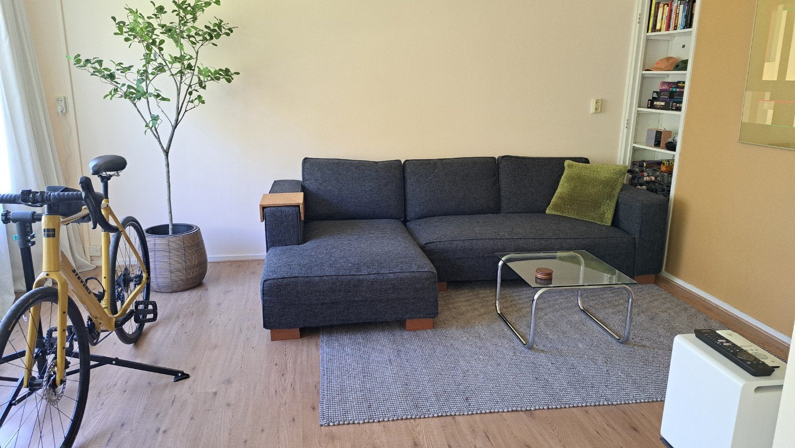 Hoekbank (4 zitter) van lifestyle 2.80m breed, Ophalen, Gebruikt