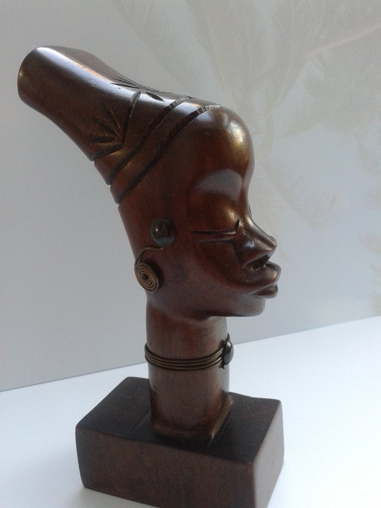 Klein houten BEELDJE <> Afrikaanse VROUW <> TRIBAL Art, Ophalen of Verzenden, Nieuw, Mens