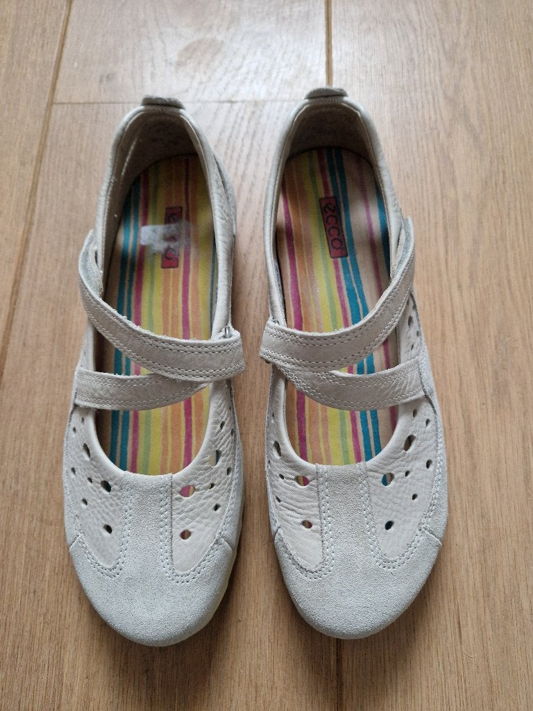 Dames schoen Ecco, off white, maat 37, zo goed als nieuw, Ecco, Wit, Overige typen, Ophalen of Verzenden