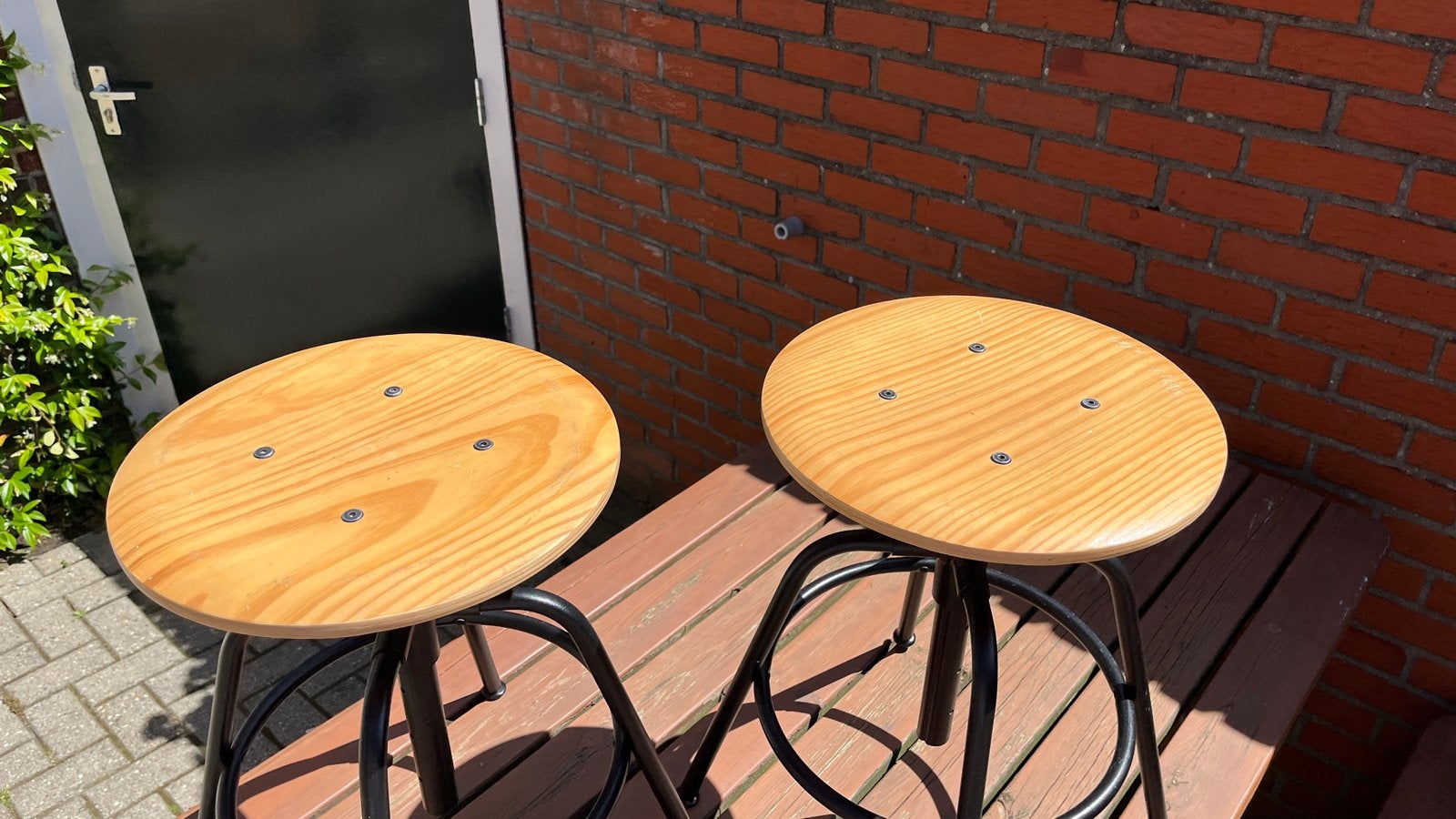 Drie IKEA Kullaberg krukken, waarvan één met rugleuning, Huis en Inrichting, Gebruikt, Drie, Zwart, Ophalen of Verzenden