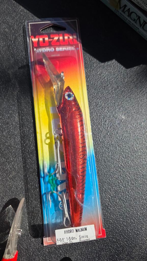 Yo-zuri hydro magnum plug red mackerel, Watersport en Boten, Hengelsport | Roofvissen, Ophalen of Verzenden, Overige typen
