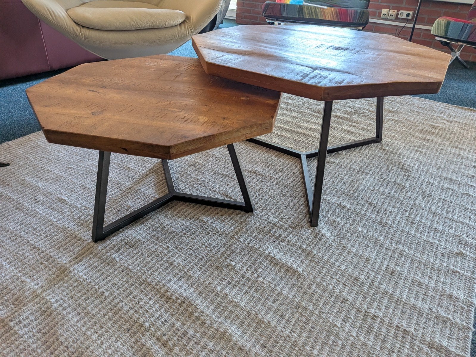 2 octangonale koffie/bijzet tafels hout met metalen frame, Ophalen, Rechthoekig, 50 tot 100 cm, 50 tot 100 cm