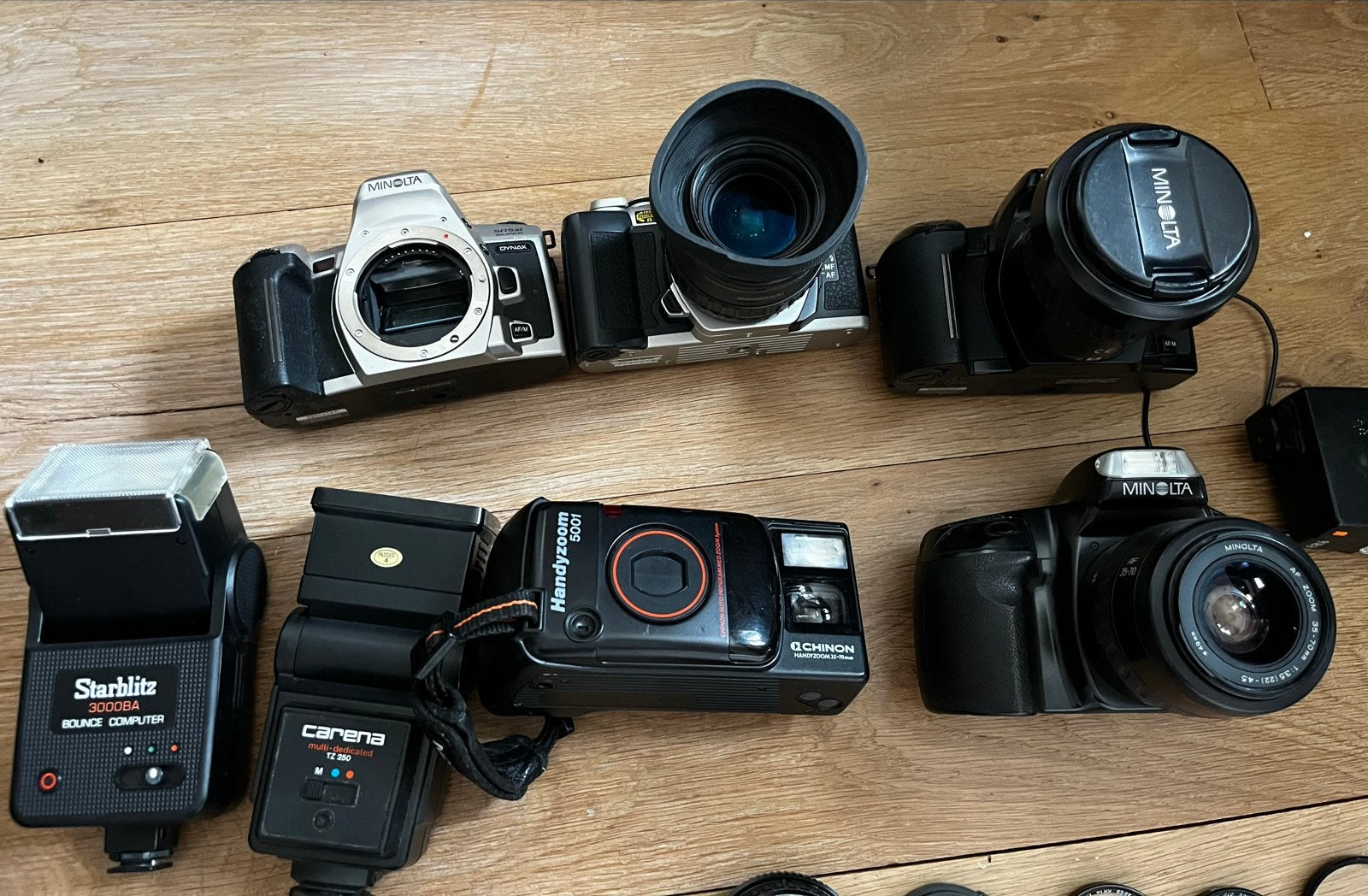 Diverse collectie analoge camera's en accessoires, Ophalen of Verzenden, Gebruikt, Spiegelreflex, Minolta