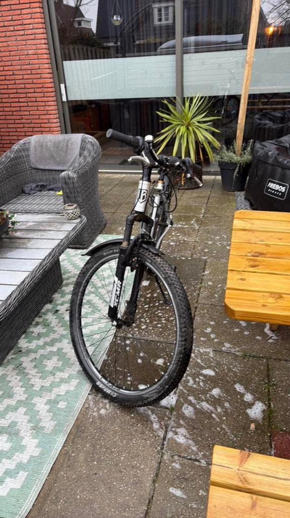 Mounten bike, Ophalen of Verzenden, Zo goed als nieuw, Overige merken