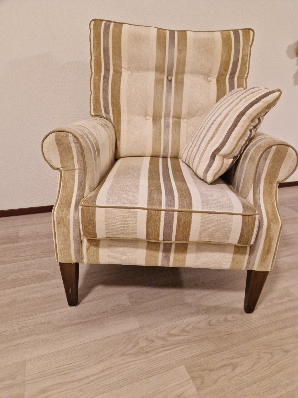 Prachtige, professioneel gereinigde fauteuil - zit hemels!, Huis en Inrichting, Fauteuils, Gebruikt, 75 tot 100 cm, Ophalen of Verzenden