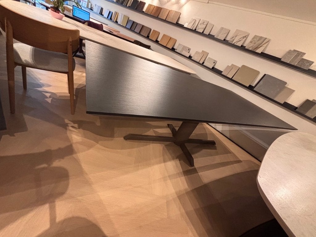 Tijdloze eiken eettafel 240x100cm | Kas20 Outlet, Huis en Inrichting, Ophalen, Eikenhout, 200 cm of meer, 50 tot 100 cm
