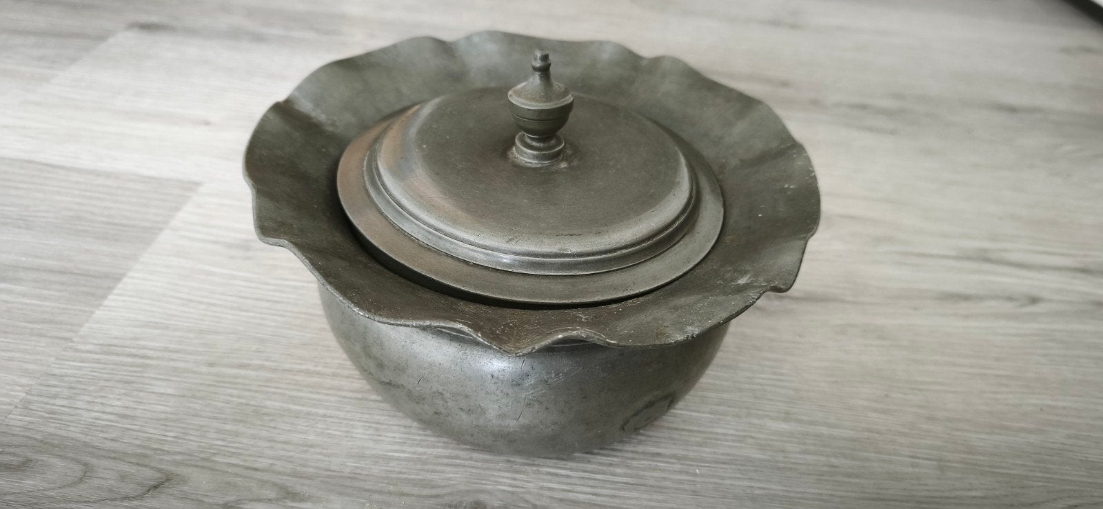 Antieke tinnen pot met deksel - Decoratief en uniek, Antiek en Kunst, Antiek | Tin, Ophalen of Verzenden