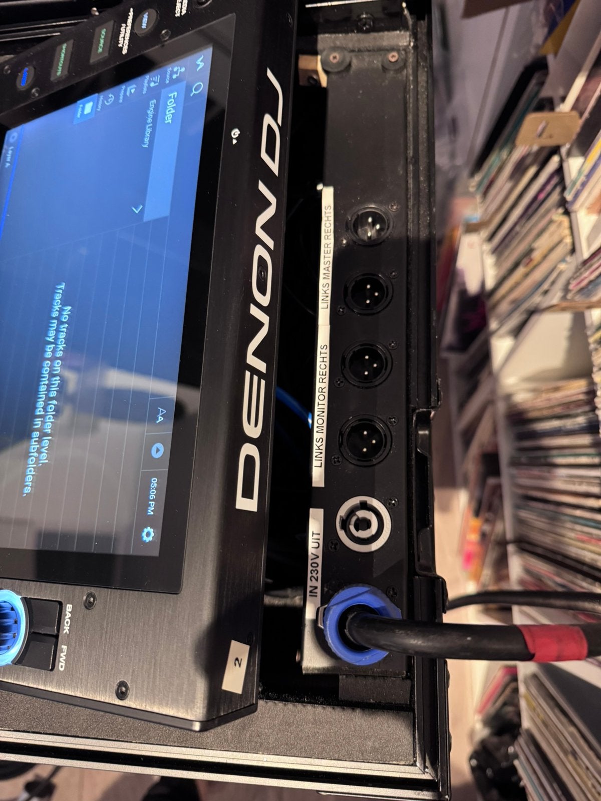 Foto 5 van Denon dj sc6000 prime en allen and heath xone 43c