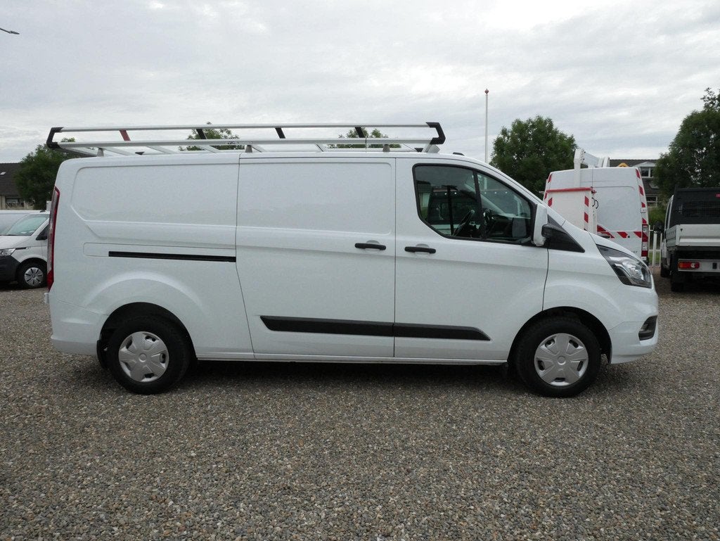 Ford Transit Custom 2.0 TDCI 130PK L2 AC-CAM-NAV-Imperial-in, Voorwielaandrijving, Stof, 4 cilinders, Met garantie (alle)