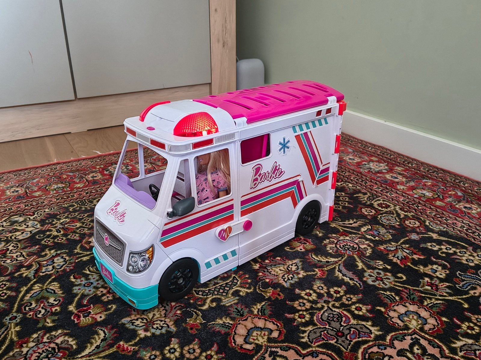 Barbie Ambulance / Mobiele Kliniek Speelset, Ophalen of Verzenden, Zo goed als nieuw