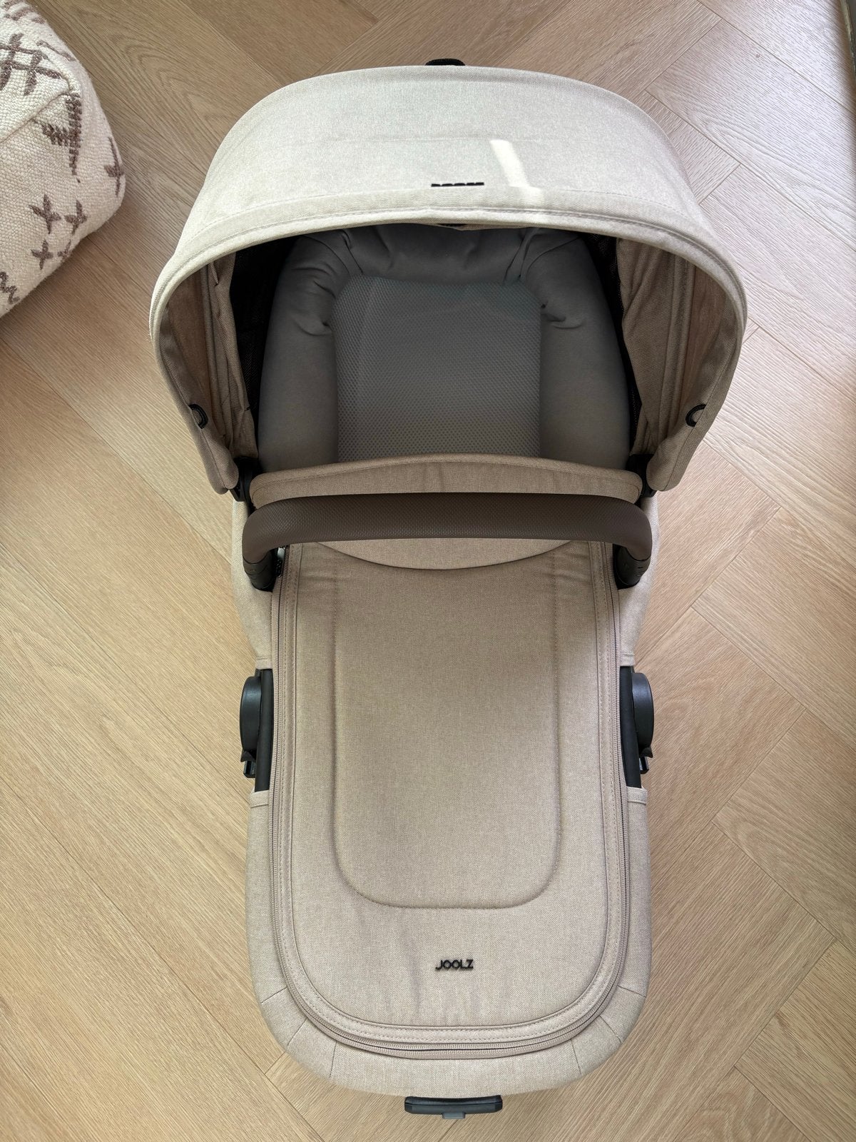 Joolz Aer+ reiswieg in Sandy Taupe, Ophalen of Verzenden, Zo goed als nieuw, Met reiswieg, Kinderwagen