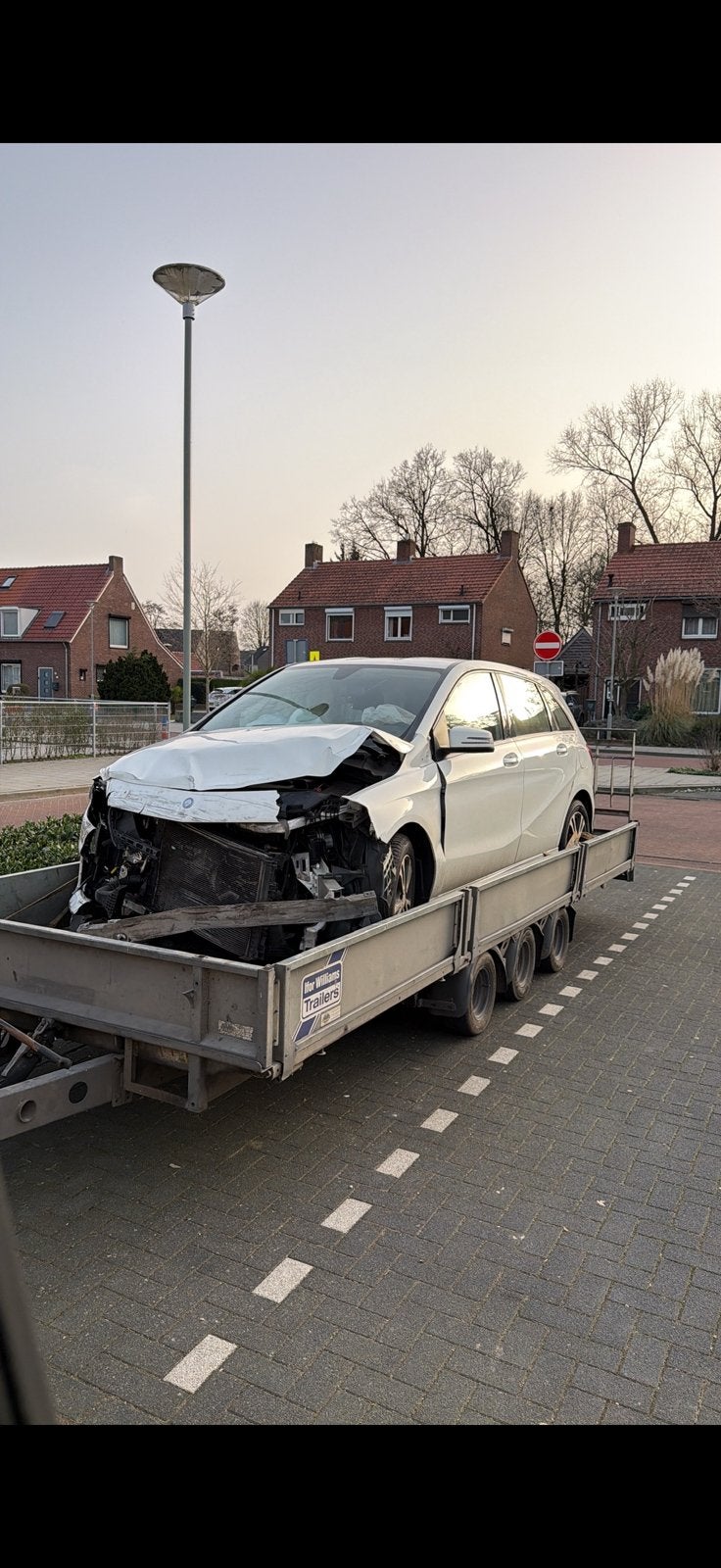 Mercedes b klasse schade auto