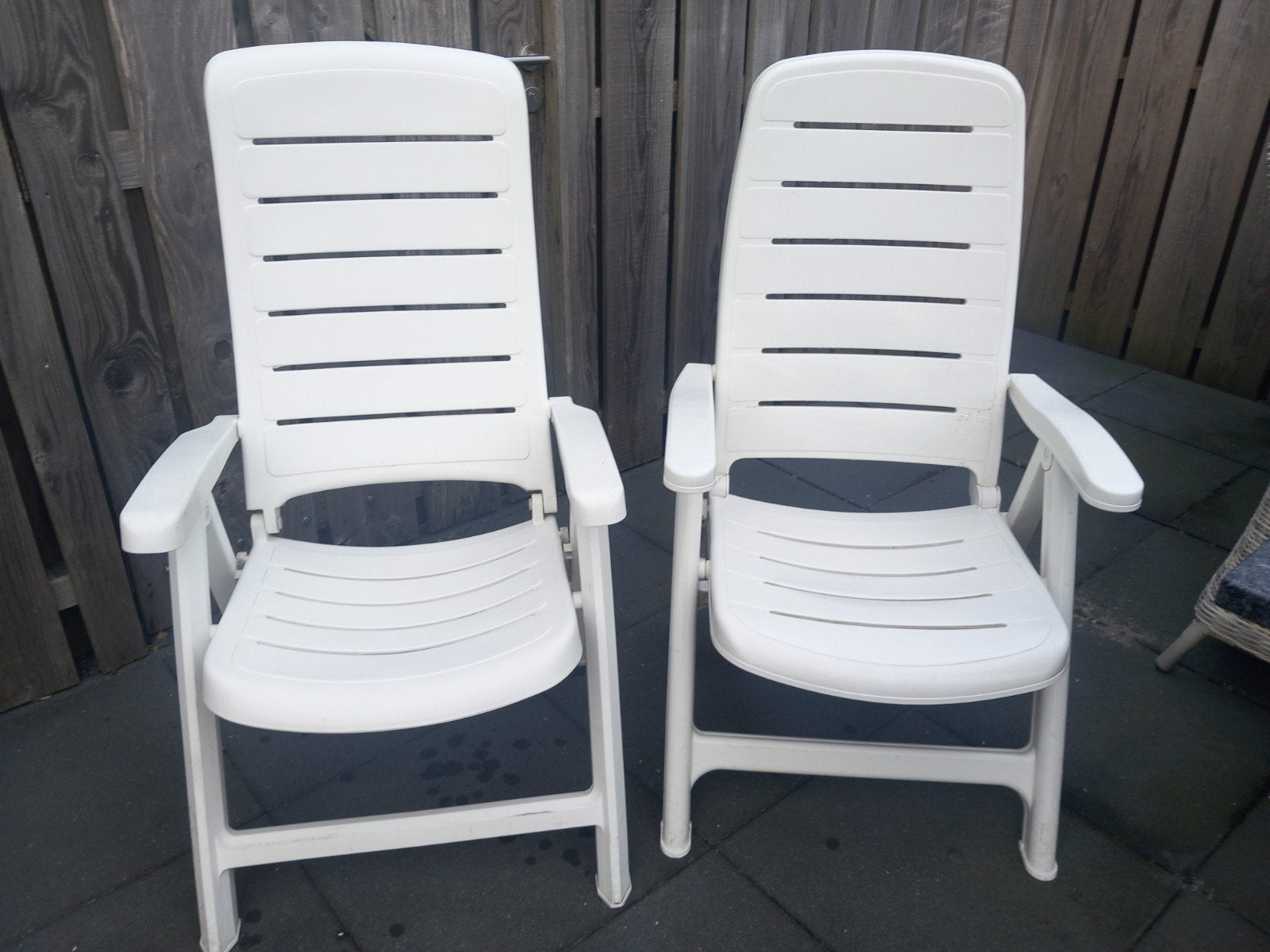 Twee tuinstoelen, Tuin en Terras, Ophalen, Gebruikt, Kunststof, Inklapbaar