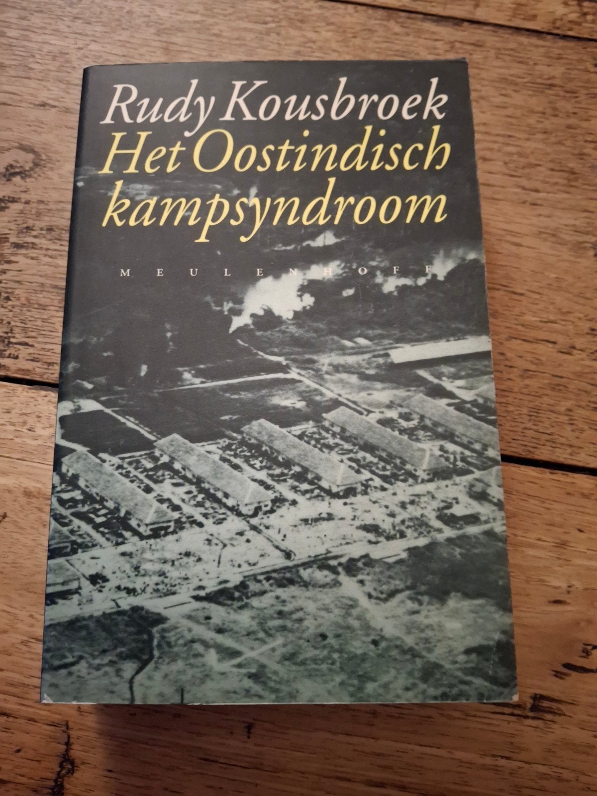 Rudy Kousbroek - Oostindisch kampsyndroom, Boeken, Ophalen of Verzenden, Gelezen, Rudy Kousbroek