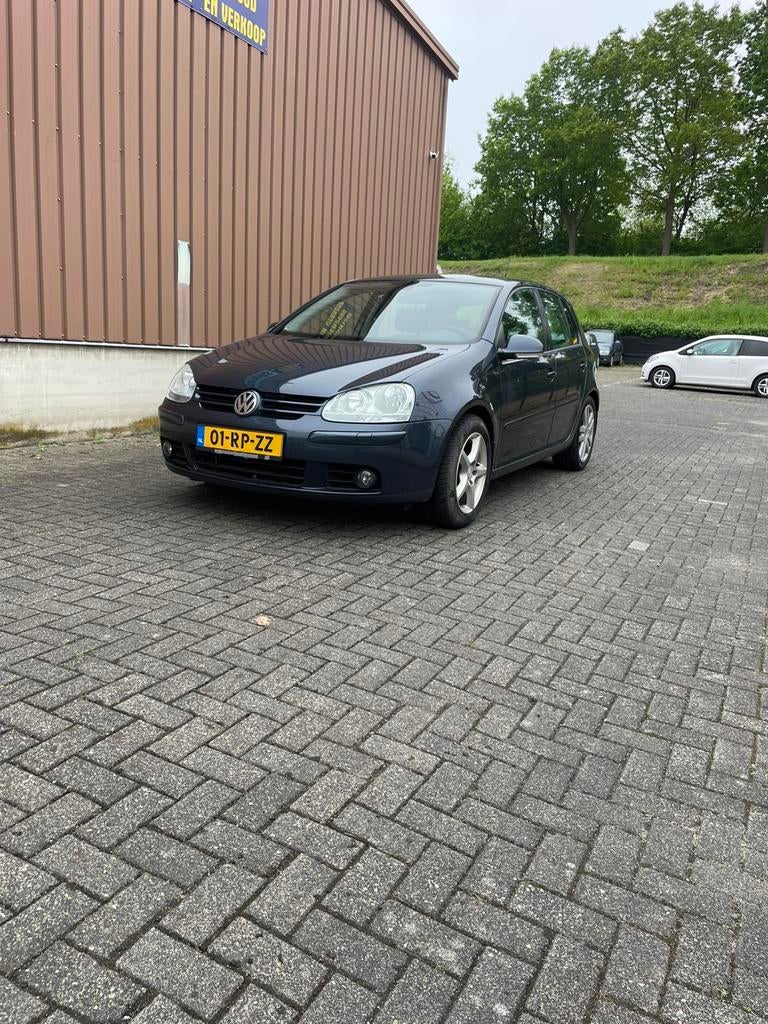Volkswagen Golf 2.0 FSI 110KW 5D 2005 Grijs, Auto's, 1254 kg, 4 cilinders, 1984 cc, Origineel Nederlands