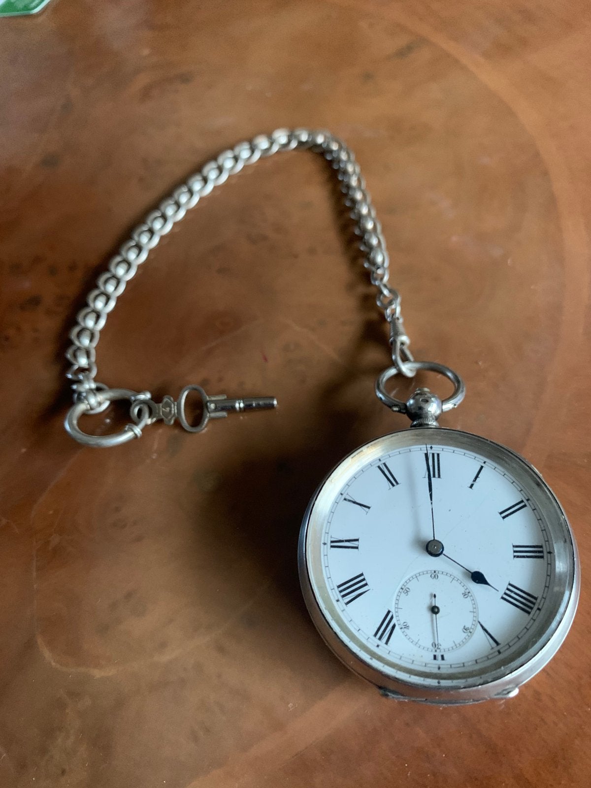 Zilveren zwitsers sleutelhorloge + ketting, Overige merken, Zakhorloge, Verzenden, Met ketting